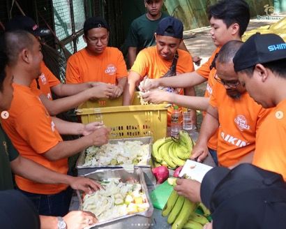 Team building at Zoo Negara