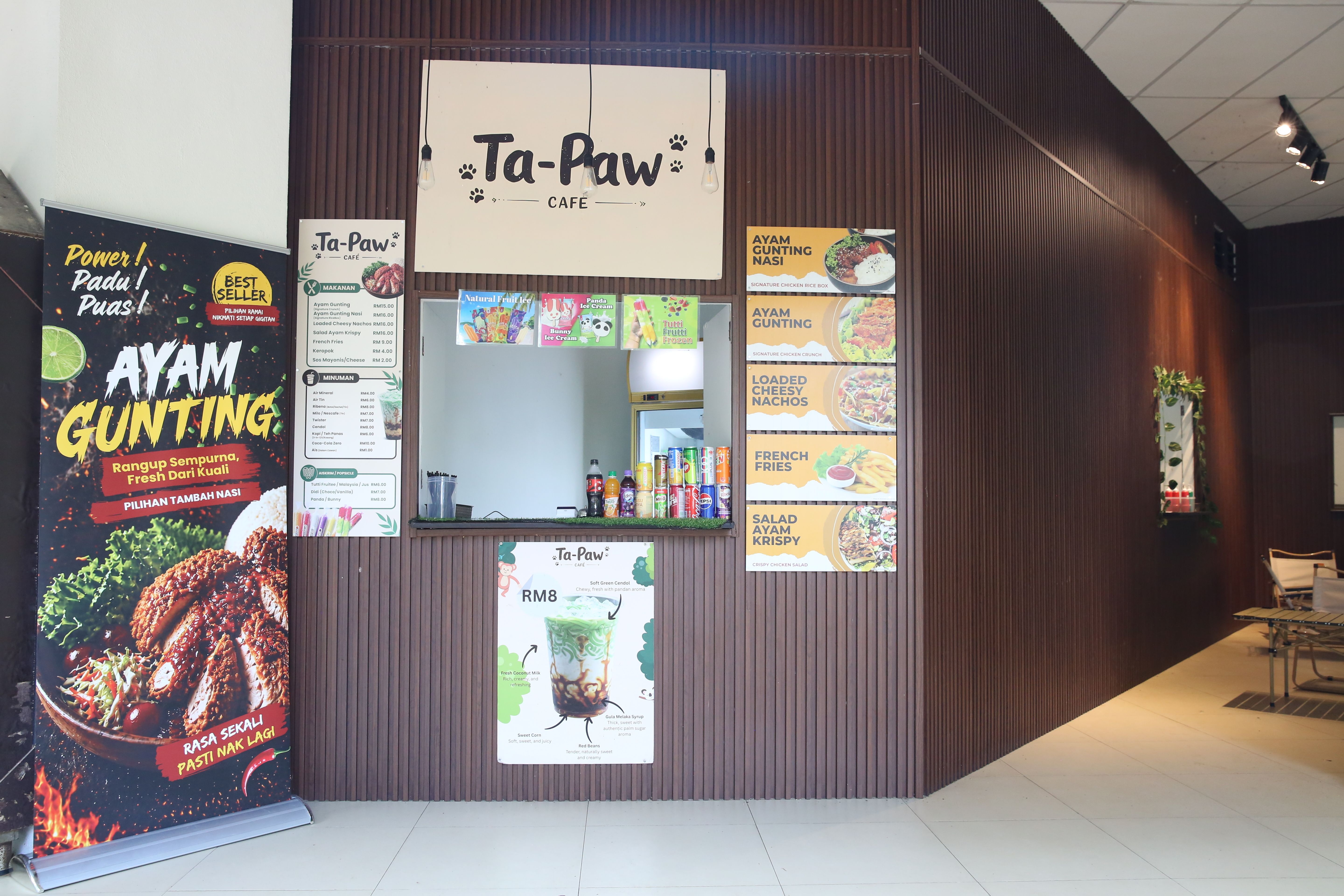 TaPaw Café at Zoo Negara
